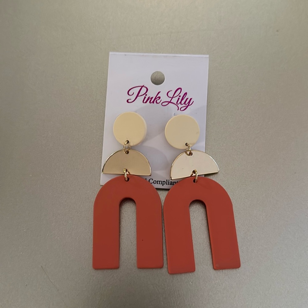 Pink Lily earrings